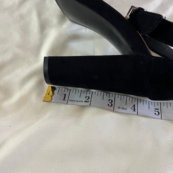 Torrid Black Faux Suede Open Toe Chunky Heel Sandal Size 9 Wide - Picture 8 of 8